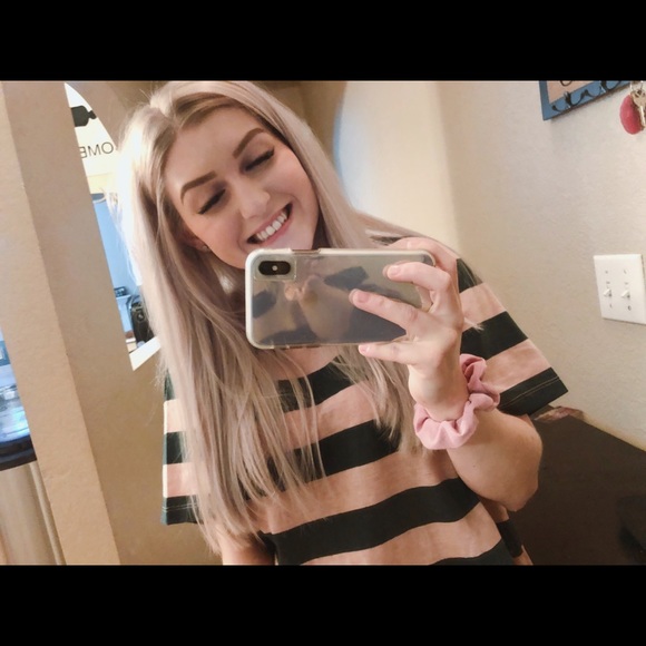 Meet your Posher, Taylor - Picture 3 of 3